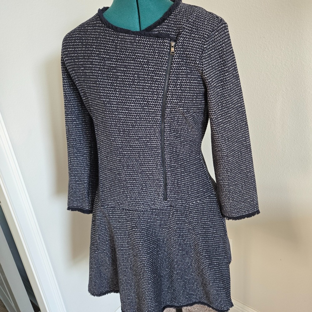 BCBGMAXAZRIA Linza Knit Dress Women Size Medium Blue Fringe Drop Waist Zip